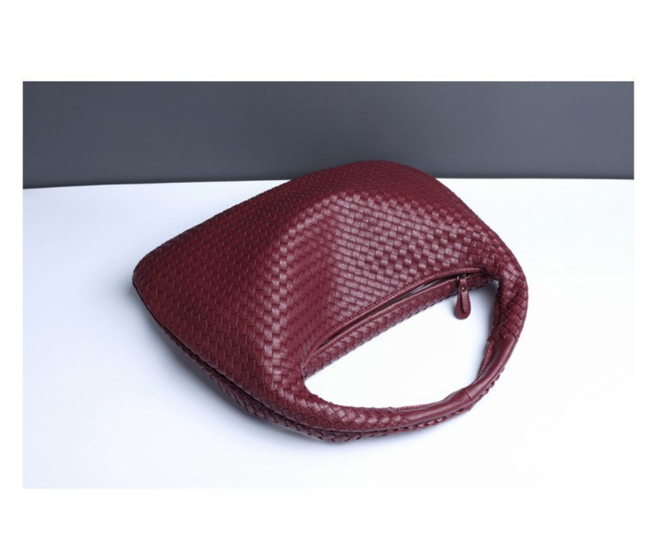 Olivia Handtasche